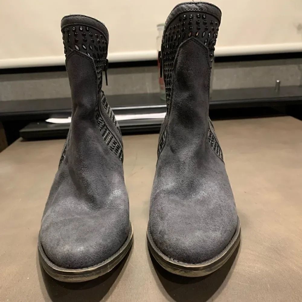 Mia Grey Booties with stones